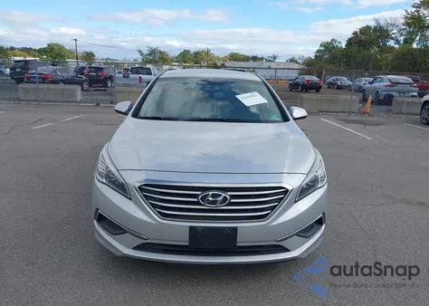 2016 Hyundai Sonata Sport z USA, uszkodzony, nr VIN 5NPE34AF7GH428958